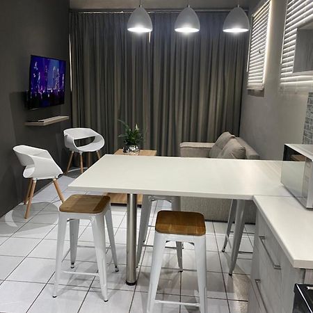 Adventure Apartment - Colchester - 5Km From Elephant Park Exterior foto